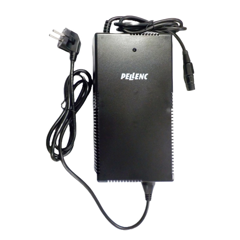Chargeur rapide 7,6 A Pellenc