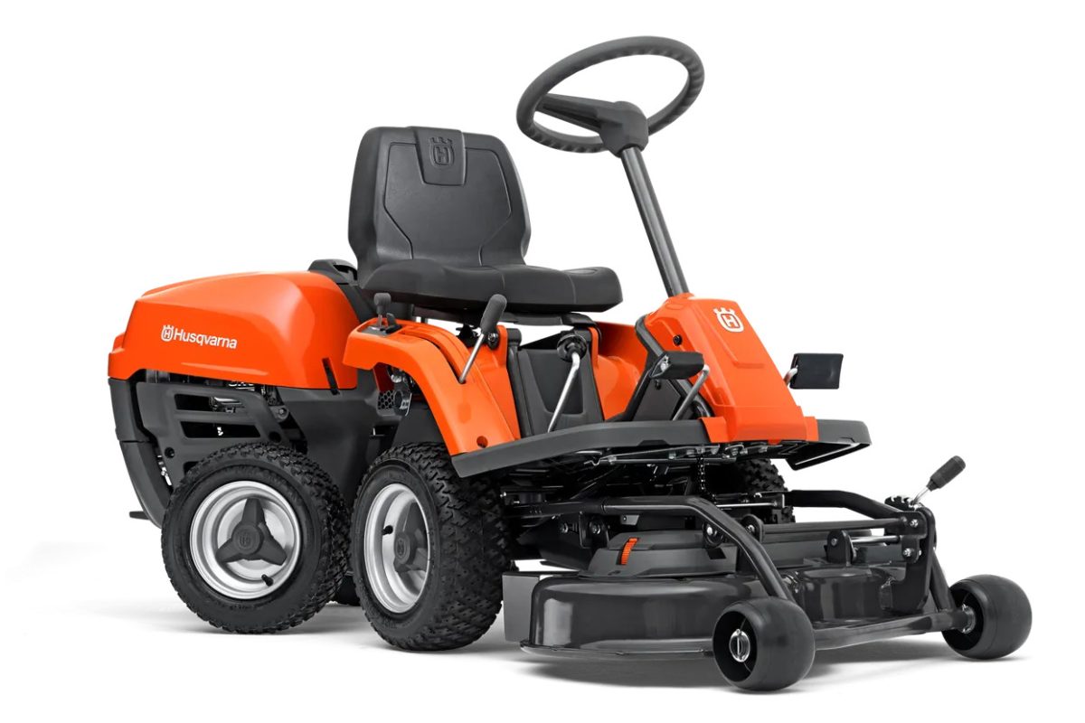 Tondeuse autoportée Husqvarna R 112C avec carter de coupe 85CM