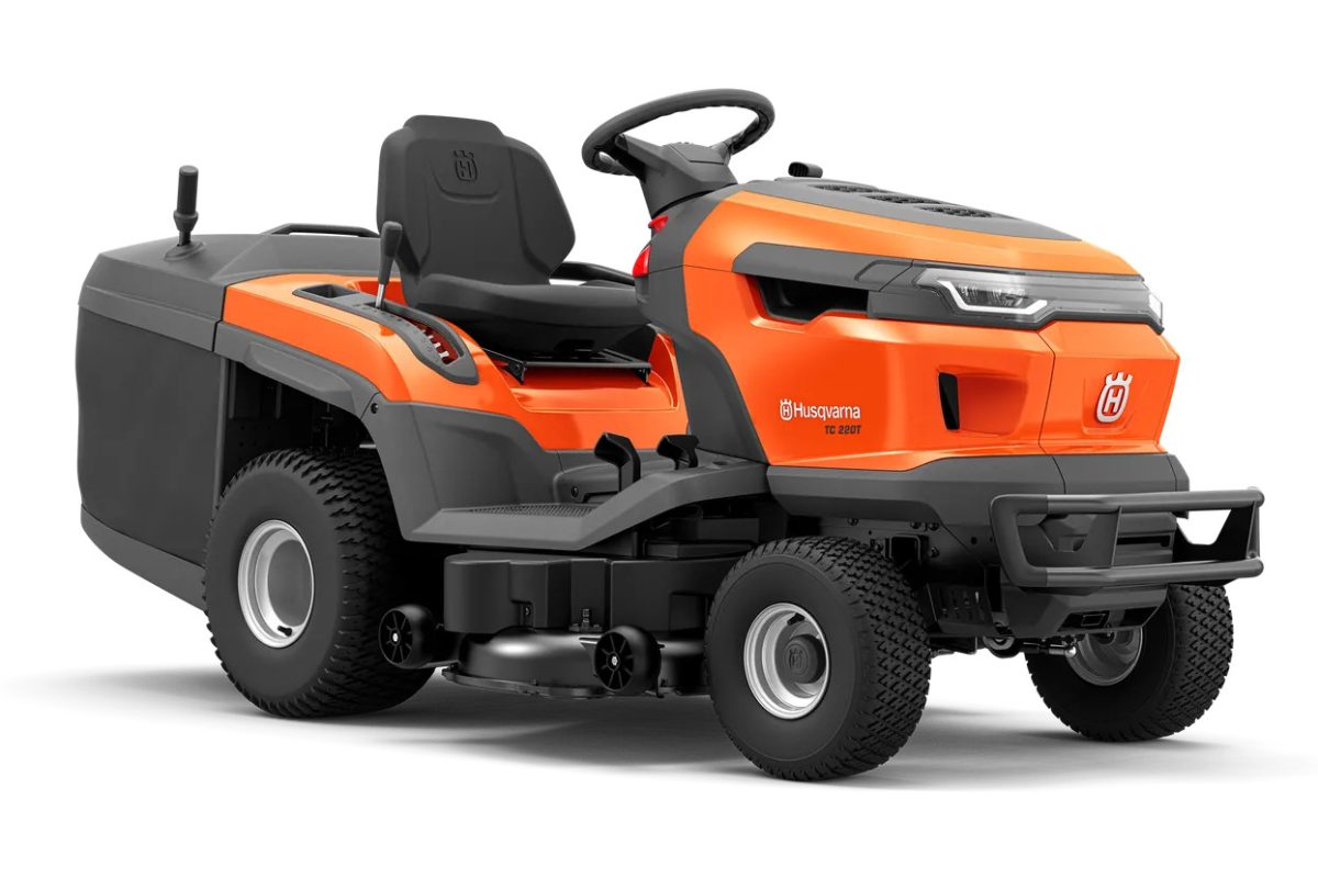 Tondeuse autoportée HUSQVARNA TC 220T - Largeur de coupe 108CM - 708 cm³ Bicylindre